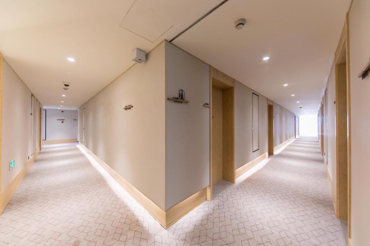 Ji Hotel Shanghai